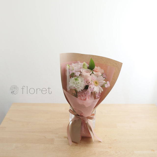 コンパクトな花束（お任せピンク系）サンプル画像C