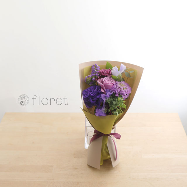 コンパクトな花束（お任せ紫色系）サンプル画像E