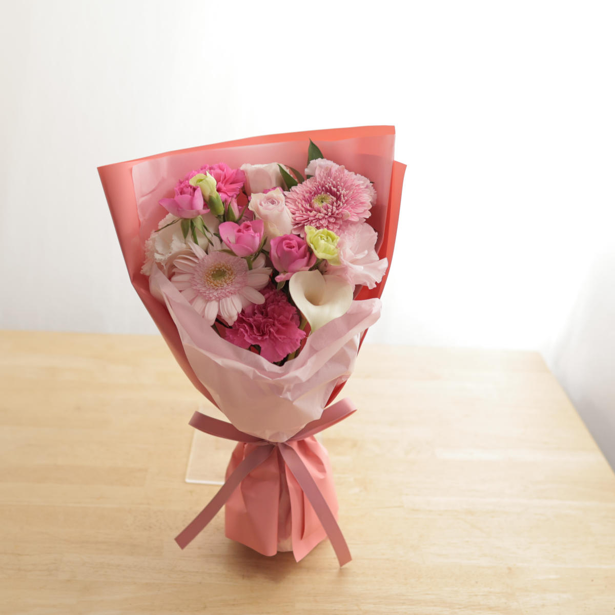 ピンク色の花束　サンプル画像B
