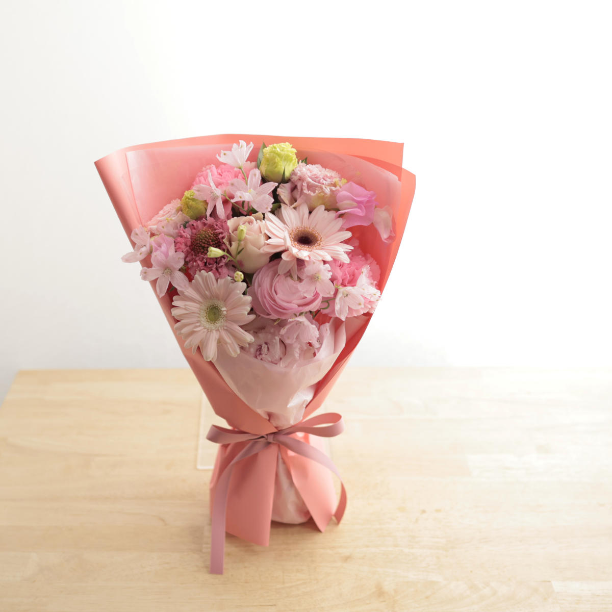 ピンク色の花束　サンプル画像F