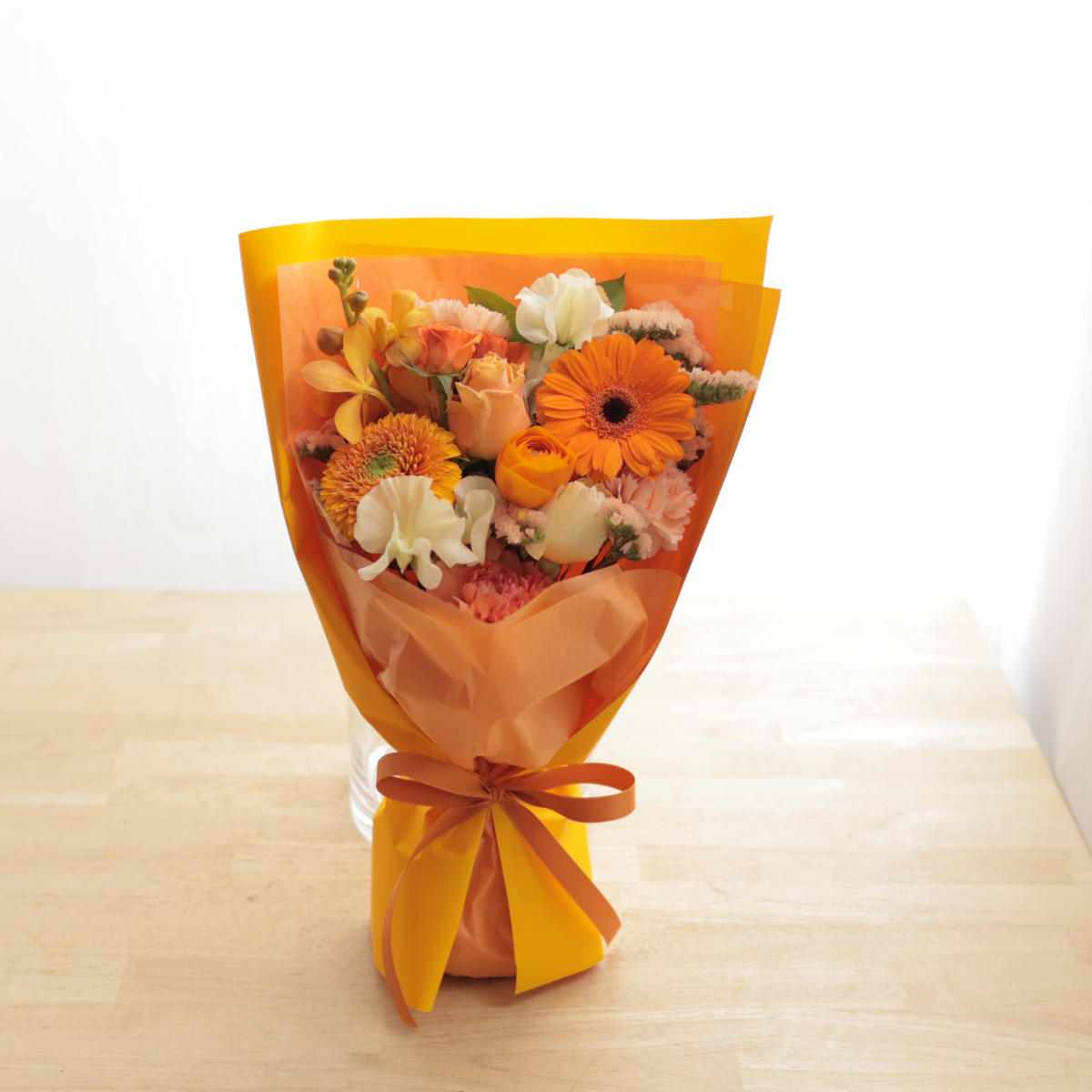 オレンジ色の花束　サンプル画像B