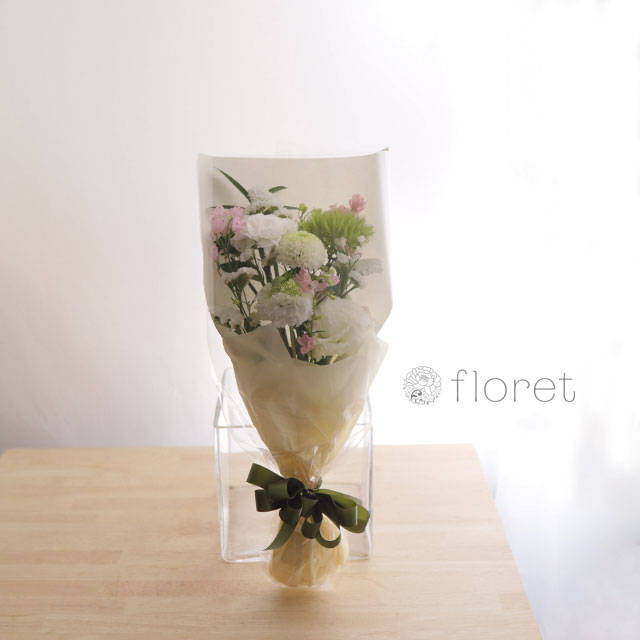 お悔み・供花・仏花のお任せ花束S　サンプル画像E