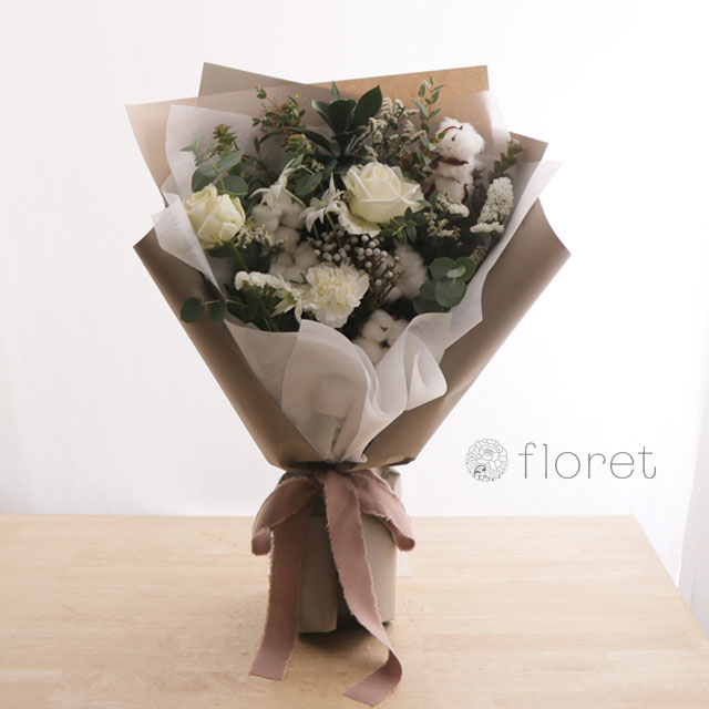 【冬限定】コットンの入ったお任せ冬のおしゃれな花束B